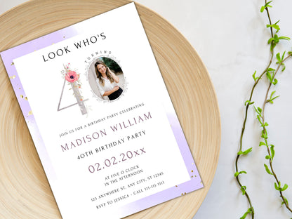 Modèle d'invitation photo pour le 40e anniversaire d'une femme (Canva modifiable)