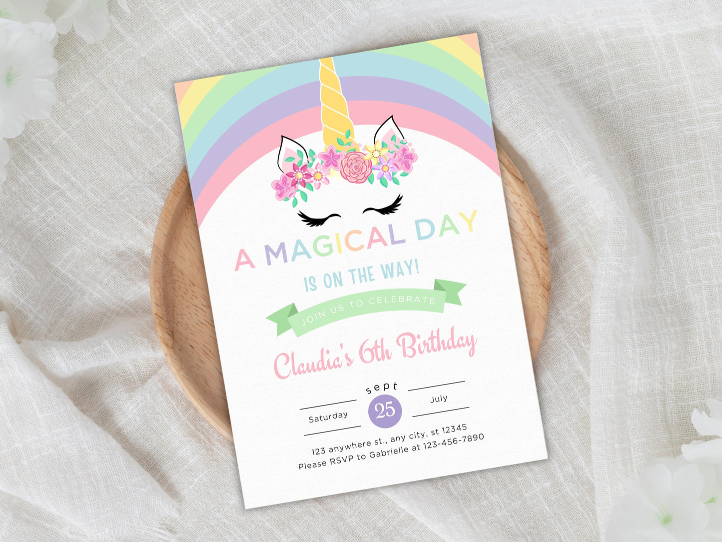 Einladungsvorlage für eine Geburtstagsfeier mit pastellfarbenem Regenbogeneinhorn (PDF)