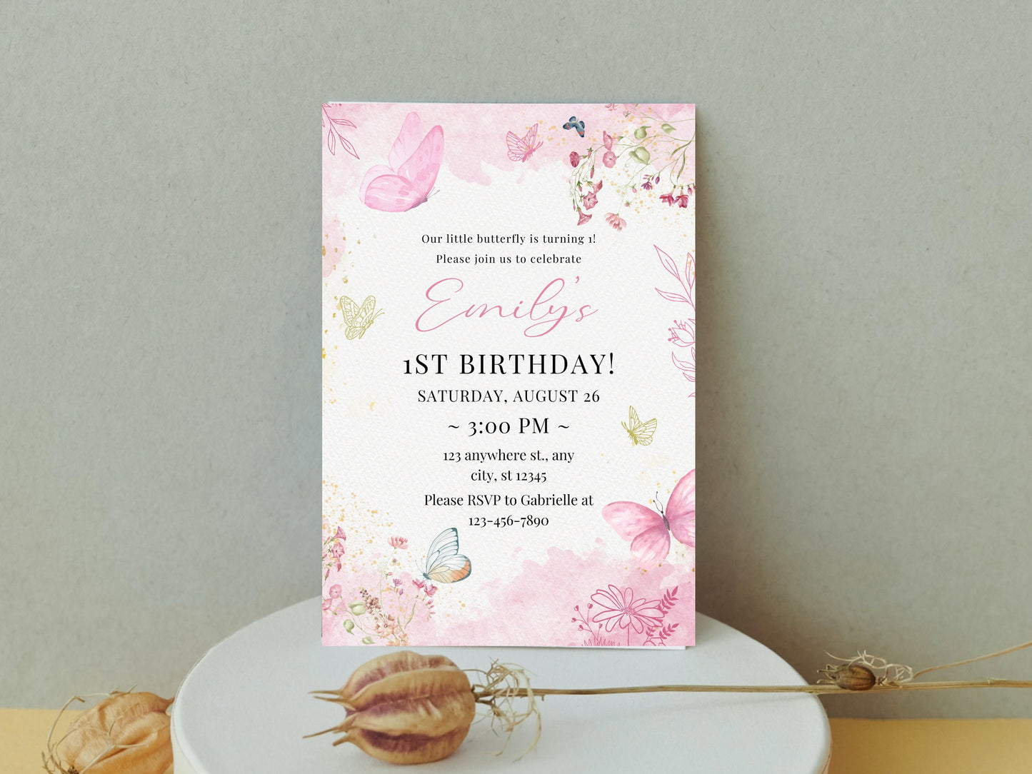 Einladung zum 1. Geburtstag mit Schmetterlingsmotiv, rosa Blumendesign (Digitaler Download)