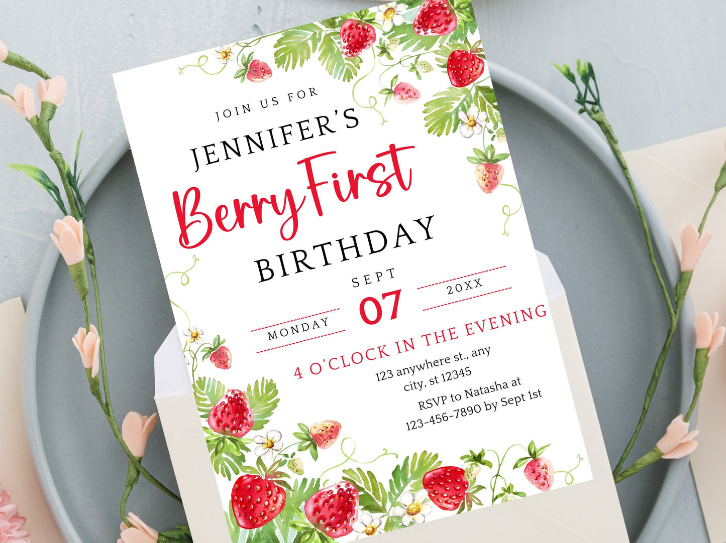 Vorlage für eine bearbeitbare Einladung zum ersten Geburtstag mit Erdbeermotiv (Digitaler Download)