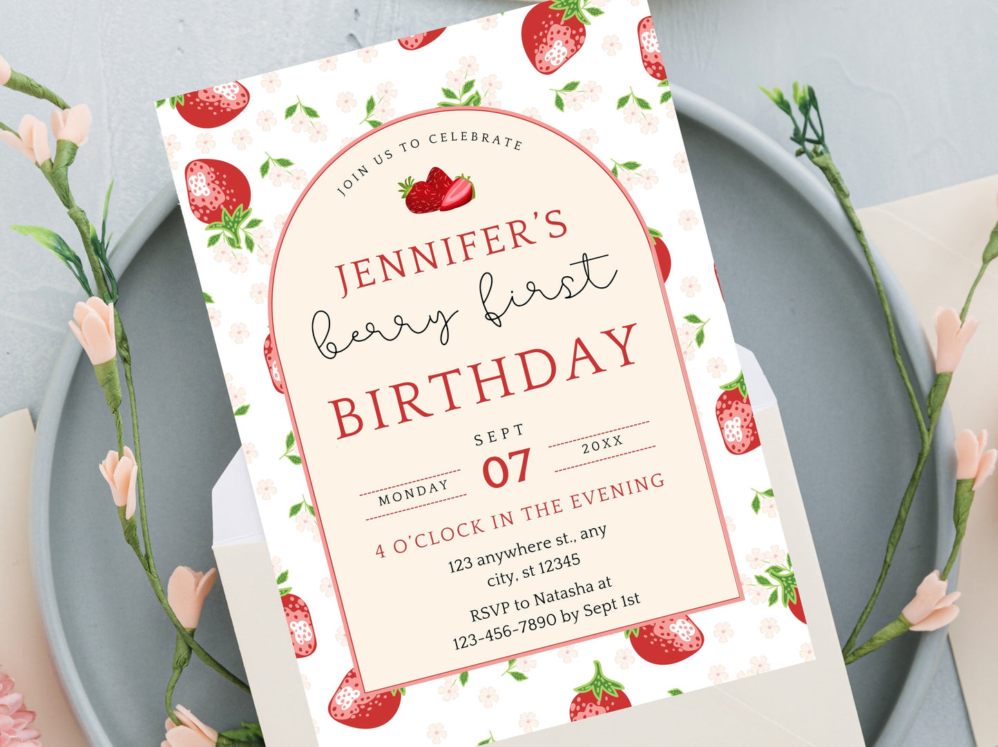 Bearbeitbare Einladung zum ersten Geburtstag mit Beerenmotiv, Erdbeer-Thema (Digitaler Download)