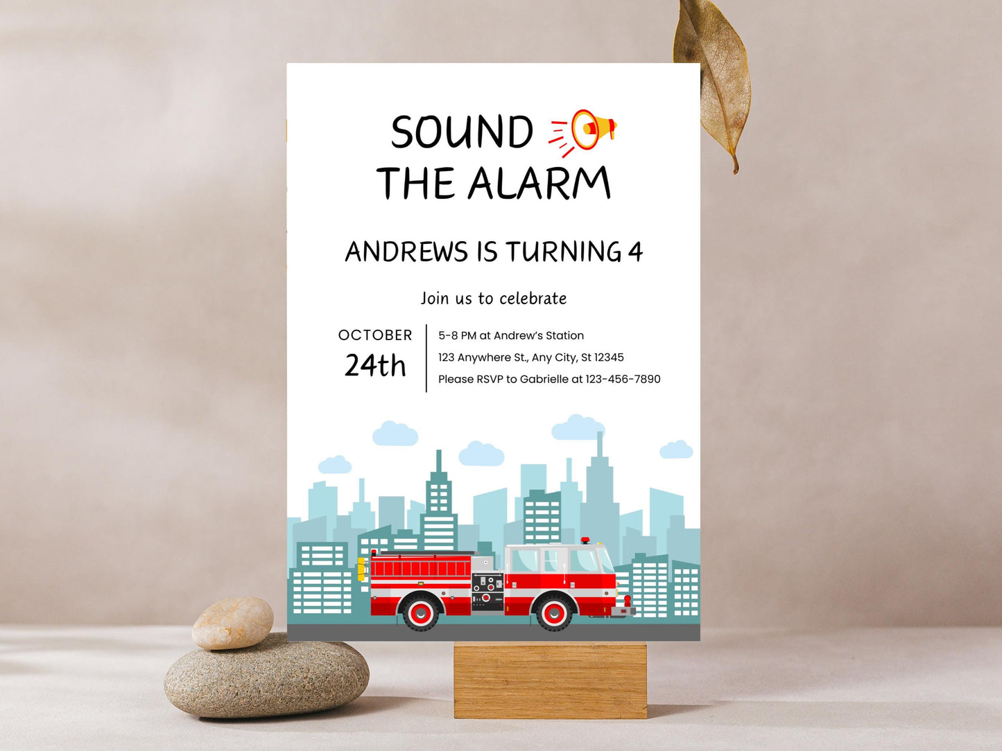 Bearbeitbare Geburtstagseinladung mit Feuerwehrauto-Motiv, Canva-Vorlage (PDF)
