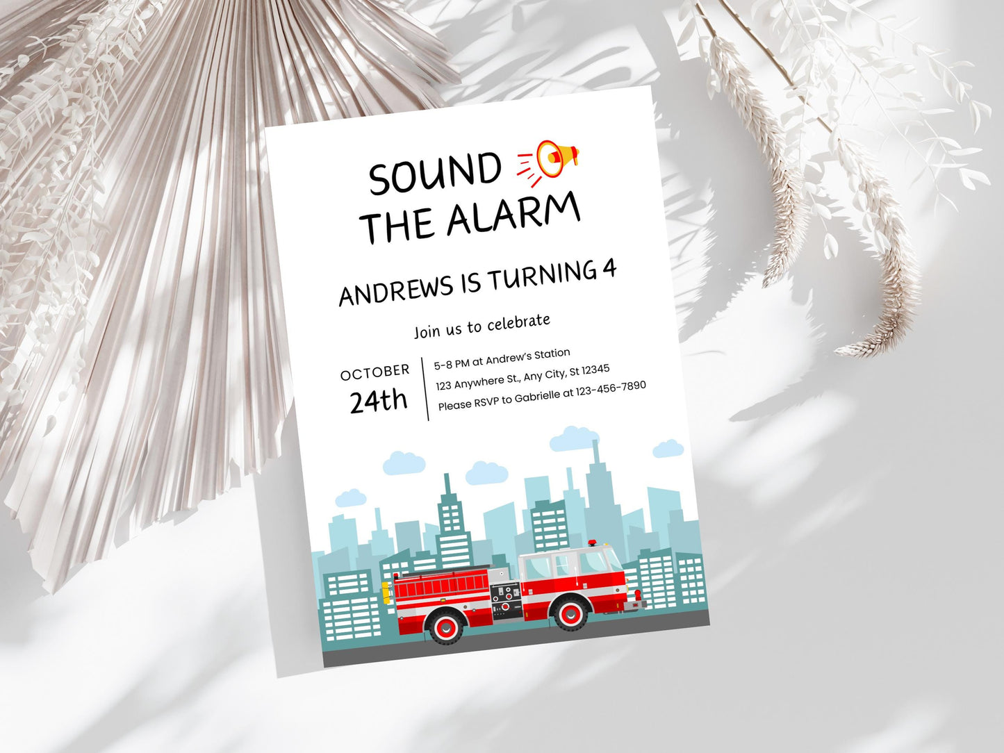 Bearbeitbare Geburtstagseinladung mit Feuerwehrauto-Motiv, Canva-Vorlage (PDF)
